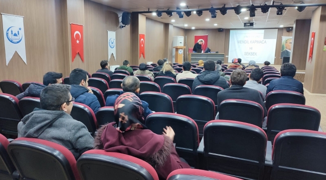 Yunak'ta Öğretmenlere 'Geleneksel Çocuk Oyunları' Eğitimi Verildi 