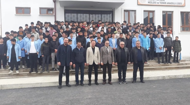 AKŞEHİR TSO'DAN NASRETTİN HOCA MESLEKİ VE TEKNİK ANADOLU LİSESİNE ZİYARET 