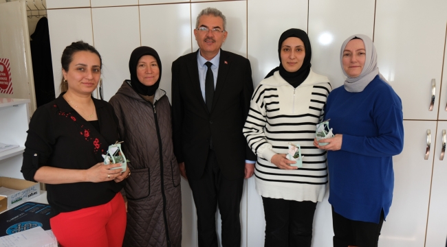 DÜNYA KADINLAR GÜNÜNDE ANLAMLI ETKİNLİK 