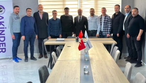 NURİ KÖKSAL AKİNDER'İ ZİYARET ETTİ 