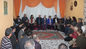 NURİ KÖKSAL SIRA GECESİNDE 