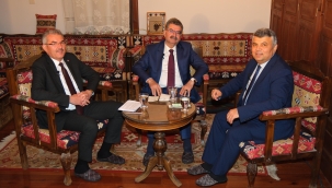 SEÇİM GÜNDEMİ PROGRAMINA KATILDILAR 