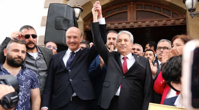 AKŞEHİR BELEDİYESİ'NDE TARİHİ DEVİR TESLİM ! 