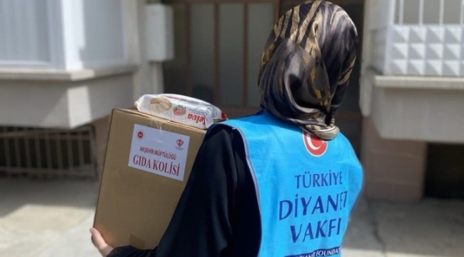 Akşehir'de 900 Adet Gıda Kolisi İhtiyaç Sahiplerine Ulaştırıldı. 
