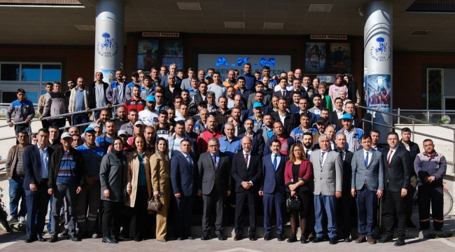 BAŞKAN KÖKSAL,BELEDİYE PERSONELİ İLE BAYRAMLAŞTI