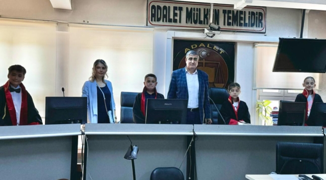 Hüseyin Tekiner İlkokulu Öğrencilerinden Adliyeye Ziyaret 
