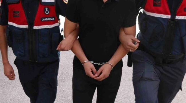 Jandarma'dan aranan şahıslara yönelik operasyon: 10 kişi yakalandı 