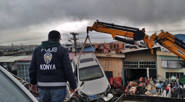 Konya polisinden dev oto hırsızlığı operasyonu! 5 gözaltı 
