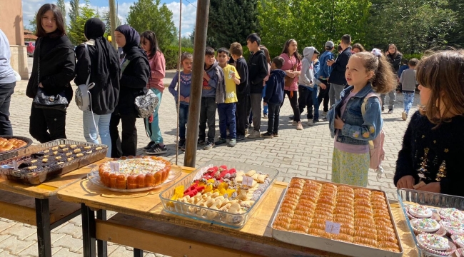 ENGİLLİ HASAN DOĞAN İLK VE ORTAOKULU'NDA KERMES 