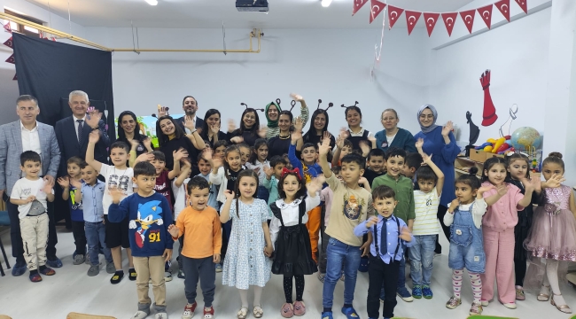 "KARINCA YUVASINDA NELER OLUYOR" ETKİNLİĞİ YOĞUN İLGİ GÖRDÜ 