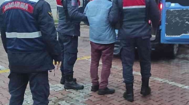 Konya'da aranan şahıslar jandarmadan kaçamadı 