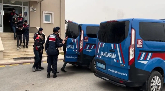 Konya'da aranan şahıslara jandarmadan operasyon! 9 kişi yakalandı 