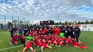 SELÇUK ERDOĞAN'IN EKİBİ GÜMBÜR GÜMBÜR. 