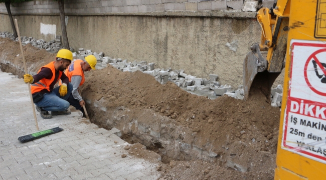 YUNAK'DA  DOĞALGAZ ÇALIŞMALARI BAŞLADI 