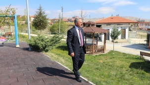 Yunak'ta Şehit Muhammet Acar Parkı Yeniden Düzenleniyor 