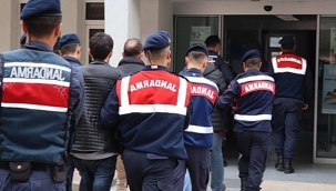 Jandarma'dan aranan şahıslara yönelik operasyon: 359 şahıs yakalandı 