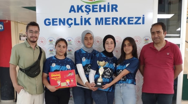 KARAHÜYÜK İLÇE BİRİNCİSİ 