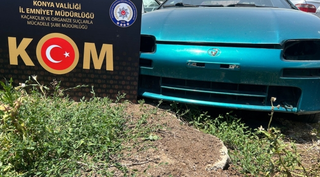 Konya Polisinden Gümrük Kaçağı Araç ve Sahte Plaka Operasyonu  
