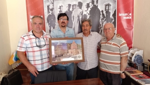 SEYYİD MAHMUD HAYRANİ DERNEĞİ'NDEN GAZETEMİZE ZİYARET 