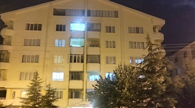 5.KATTAN DÜŞEN ÇOCUK HAYATINI KAYBETTİ 