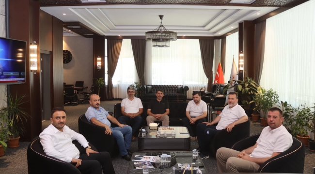BAŞKAN ÖZTOKLU'DAN BAŞKAN MEŞE'YE ZİYARET 