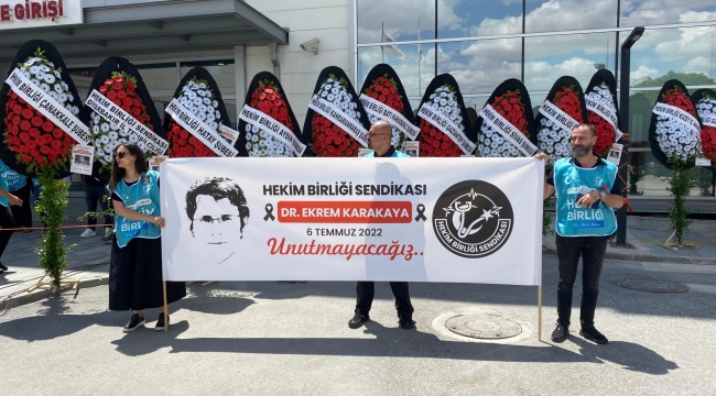 HEKİM BİRLİĞİ DR. EKREM KARAKAYA'YI UNUTMADI 