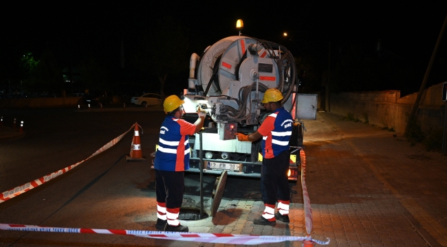 KOSKİ, KENDİ TASARIMI YÜKSEK GÖRÜNÜRLÜKLÜ KIYAFET İLE ÇALIŞANLARIN GÜVENLİĞİNİ SAĞLIYOR 