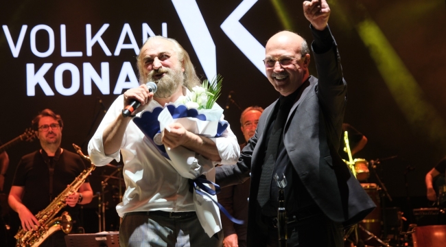 KUZEYİN OĞLU GÖNÜLLERE TAHT KURDU