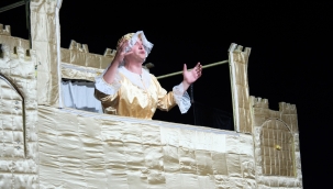 'RUMİ İLE YAŞLI ASLAN' ÇOCUKLARLA BULUŞTU 