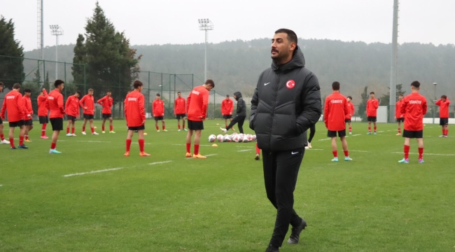 SELÇUK ERDOĞAN U16 MİLLİ FUTBOL TAKIMI TEKNİK DİREKTÖRÜ OLDU 