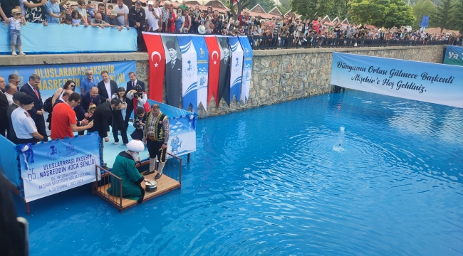 TEMSİLİ NASREDDİN HOCA DÜNYA ÇOCUKLARI GÜLSÜN DİYE GÖLE MAYA ÇALDI 