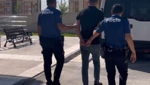 Tüm uyarılara rağmen düğünde havaya ateş açan maganda yakalandı… 