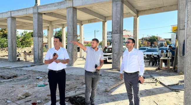 BAŞKAN MEŞE  KAPALI PAZAR'DA İNCELEMELERDE BULUNDU 