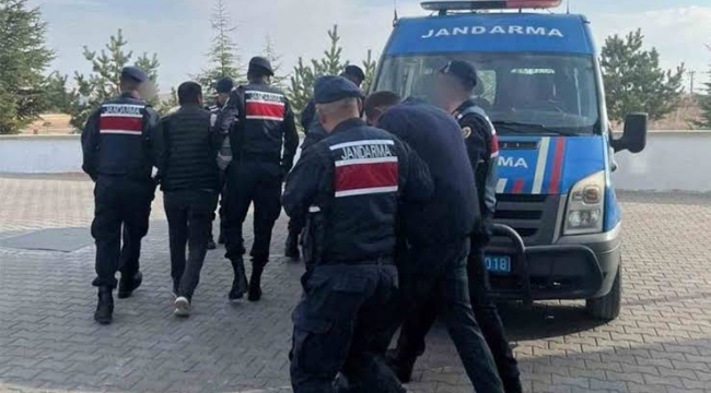 Konya Jandarmadan aranan şahıslara yönelik operasyon: 364 gözaltı  