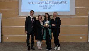 AKŞEHİR'DE 25.40 VE 50.YILINI DOLDURAN AVUKATLARA PLAKET VERİLDİ 