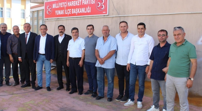 MHP'Lİ KONUR ALP   KOÇAK,YUNAK'DA ESNAF VE VATANDAŞLARLA BULUŞTU 