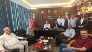 MHP YUNAK'DAN  BAŞKAN KARAARSLAN'A ZİYARET 