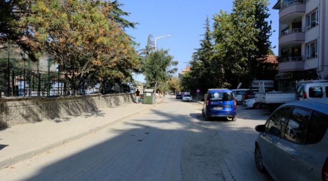 Akşehir Belediyesi'nin Yol Çalışmaları Tüm Hızıyla Devam Ediyor