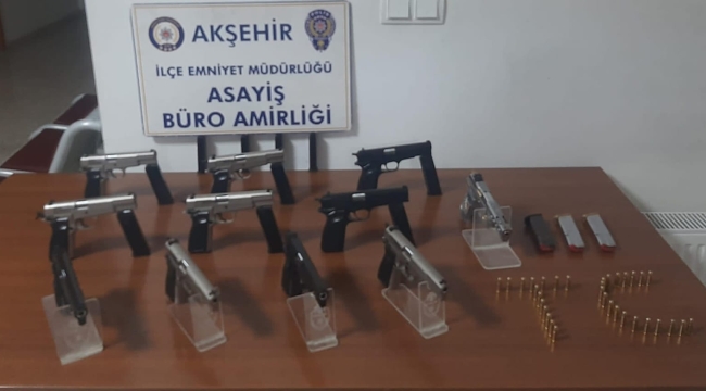 Akşehir'de 11 Adet Tabanca Ele Geçirildi