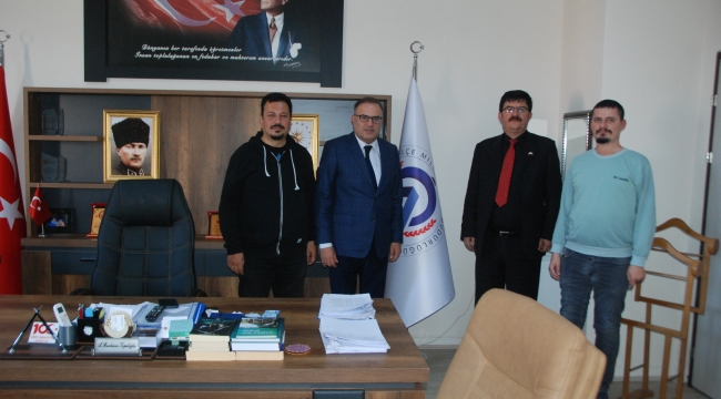 Akşehir Gazeteciler Cemiyeti'nden İlçe Milli Eğitim Müdürü Topaloğlu'na Ziyaret 