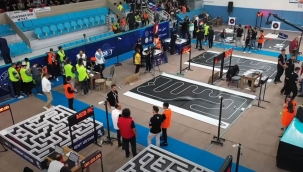 Akşehirli Öğrenciler Uluslararası MEB Robot Yarışmasına Katıldı 