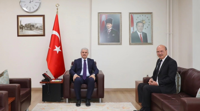 BAŞKAN KÖKSAL'DAN VALİ AKIN'A HAYIRLI OLSUN ZİYARETİ 