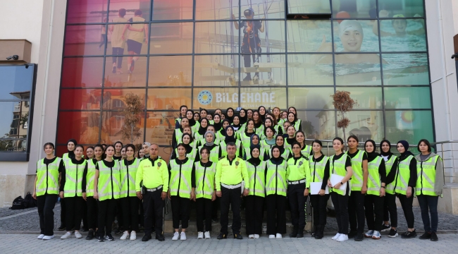 Konya'da 291 Trafik polisi sertifikalarını alarak göreve başladı  