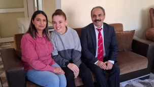 YUNAK MİLLİ EĞİTİM MÜDÜRÜ İŞCAN'DAN DEPREMZEDE ÖĞRENCİYE ZİYARET 