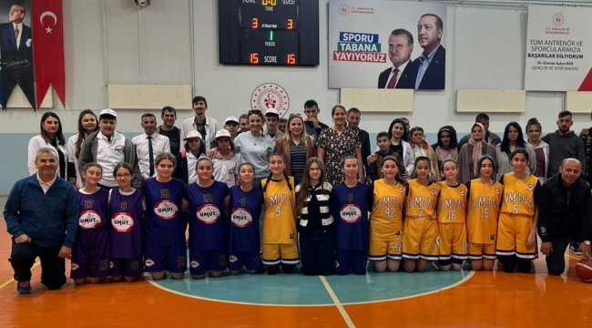 AKŞEHİR UMUT SPOR PLAY-OF ÇEYREK FİNALDE... 