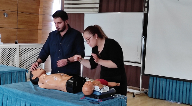 Basın Mensuplarına İlk Yardım Eğitimi Konya'da Başladı