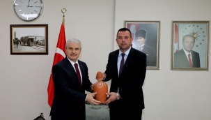 BAŞKAN ÖZTOKLU'DAN VALİ AKIN'A ZİYARET 