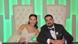 MUTLULUĞA EVET DEDİLER 