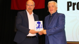 AKŞEHİR KENT BULUŞMALARI PROF. DR. MEHMET OKUYAN'LA BAŞLADI 