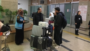 AKŞEHİRLİ UMRE KAFİLESİ YURDA DÖNDÜ 